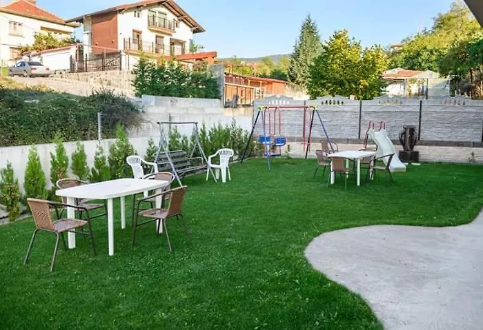 Tedi Pensjonat Saparewa Banja